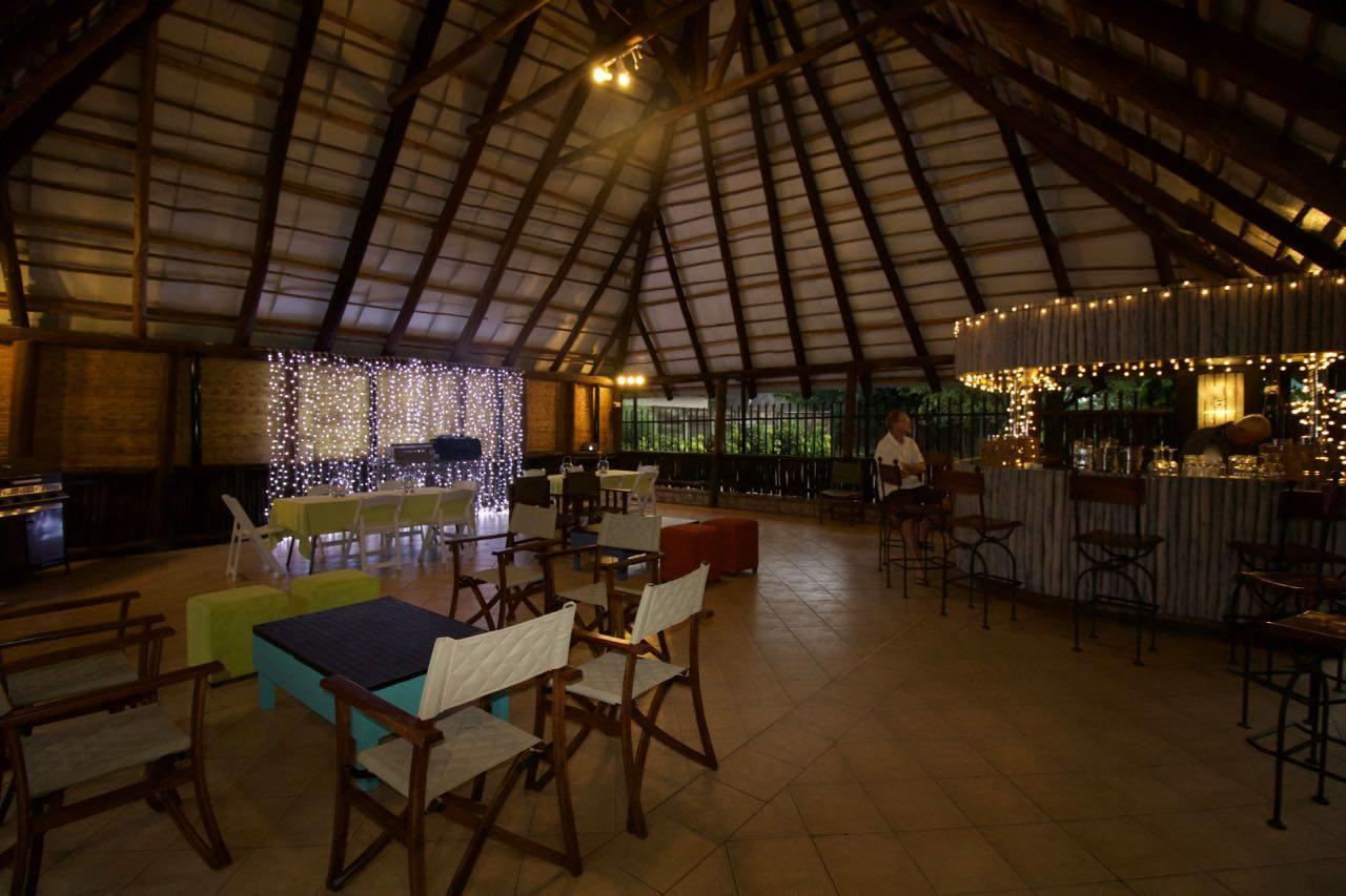شلالات فيكتوريا Flatdog Lodge المظهر الخارجي الصورة